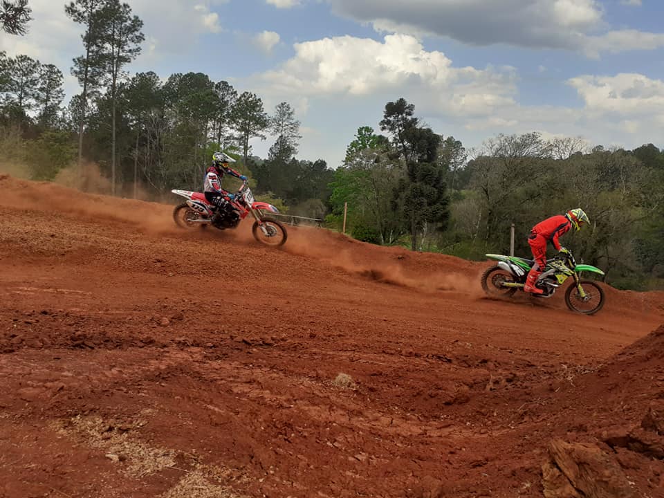 Con más de 20 motos se vivió la previa de la séptima fecha en Guaraní