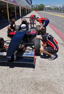 Grimaldi comenzó una semana de intensos entrenamientos con el Fórmula Renault 2.0 0