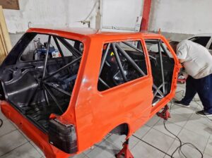 El MB Power avanza en la construcción del nuevo auto para Jorge Litwiñiuk 1