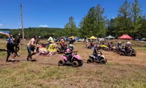 En Azara se vivió la primera fiesta del Motocross del CaMIM
